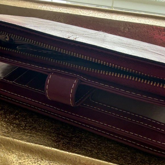 Purple Wallet - Picture 5 of 6